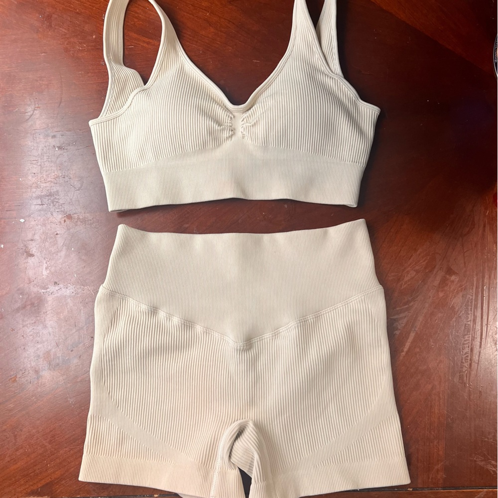 Matching Set